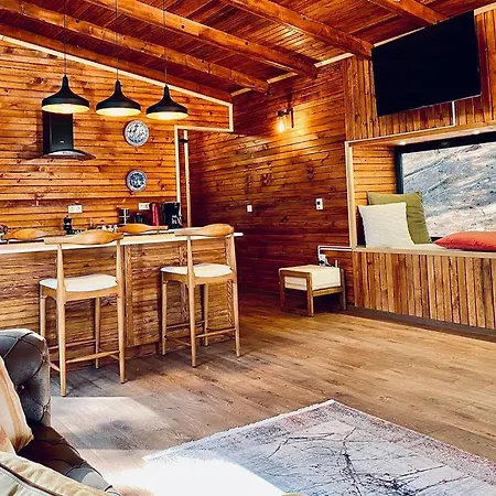 Panurla Ormanin Icinde, Yuezme Havuz&sauna 乌尔拉